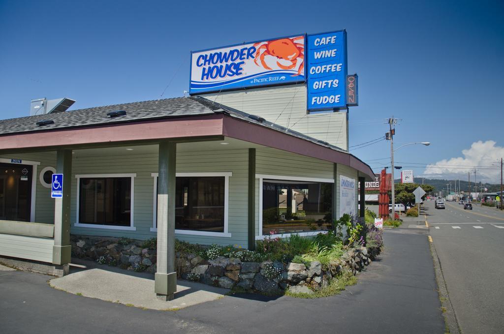 Pacific Reef Hotel & Light Show Gold Beach Exteriér fotografie